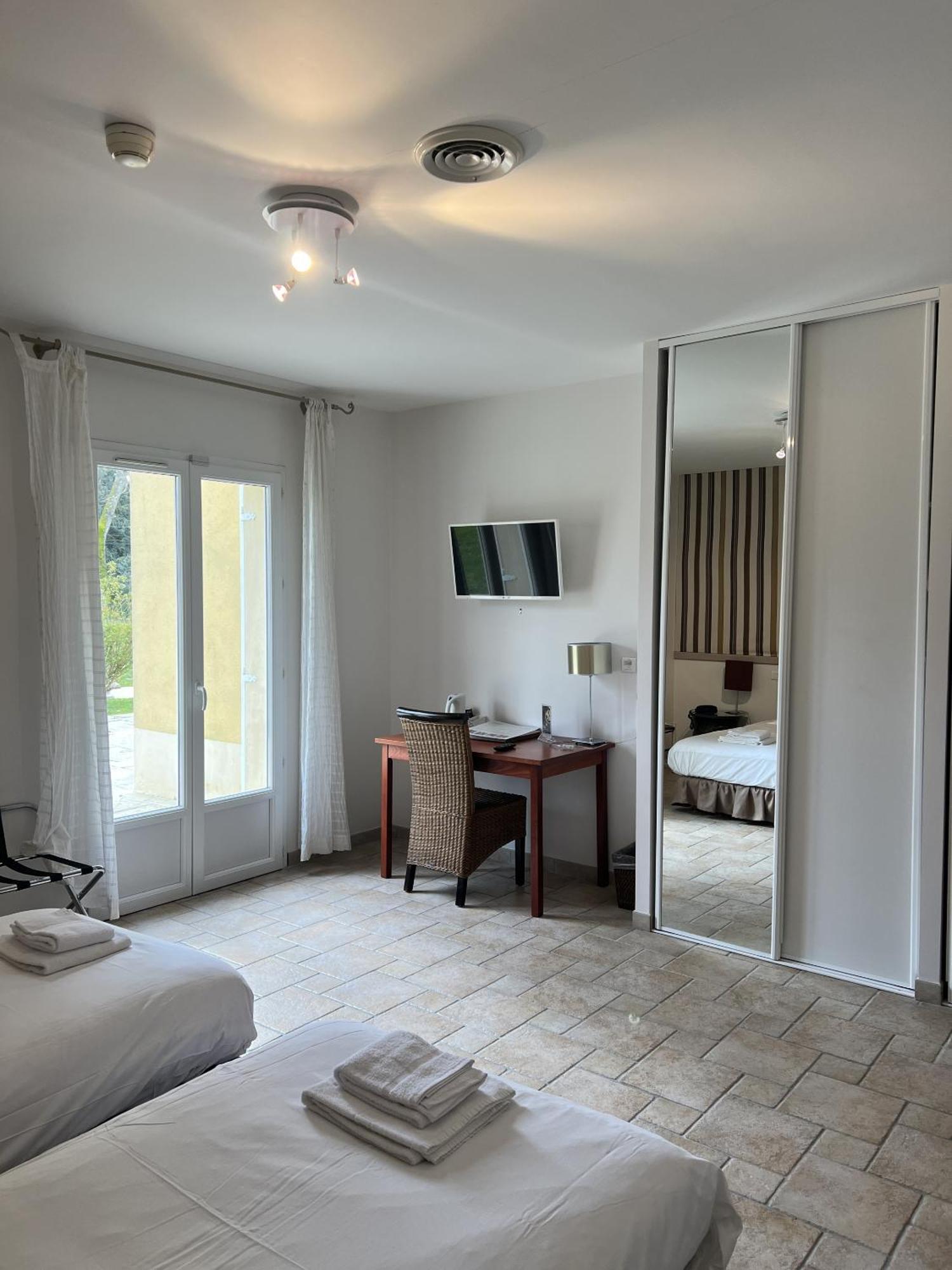 Chateau Du Bois Guibert Bonneval  Quarto foto